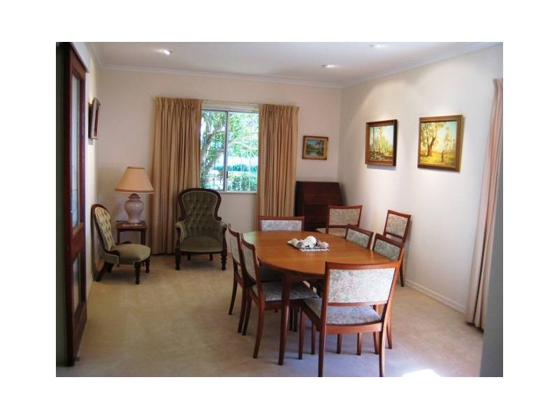 24 Hazelmere Parade, Sherwood QLD 4075