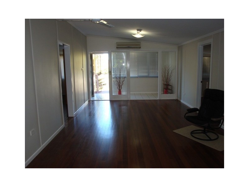 67 Ellen Street, Oxley QLD 4075