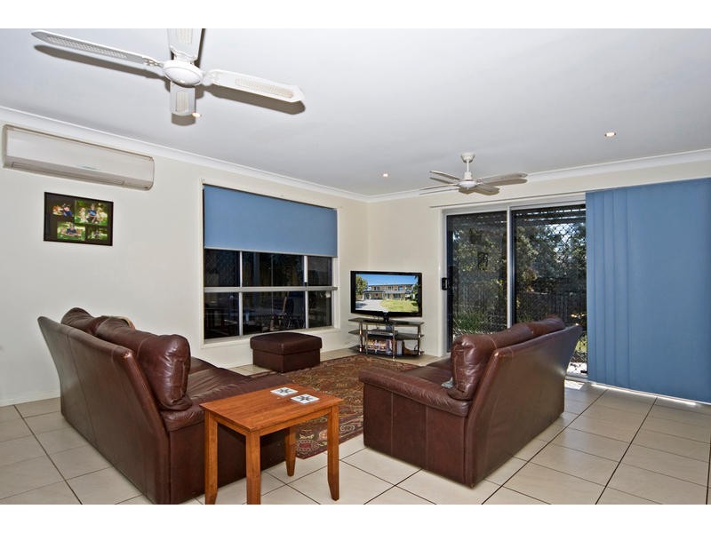 12 Seng Street, Graceville QLD 4075