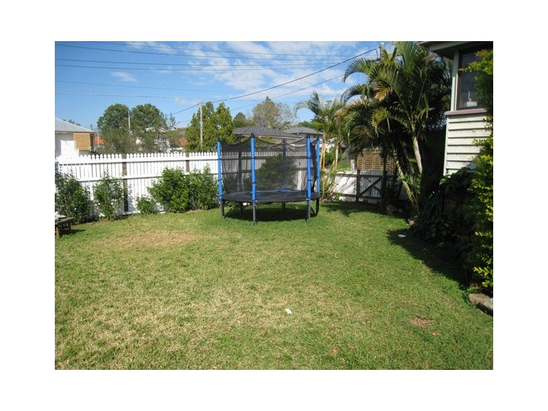 240 Long Street East, Graceville QLD 4075