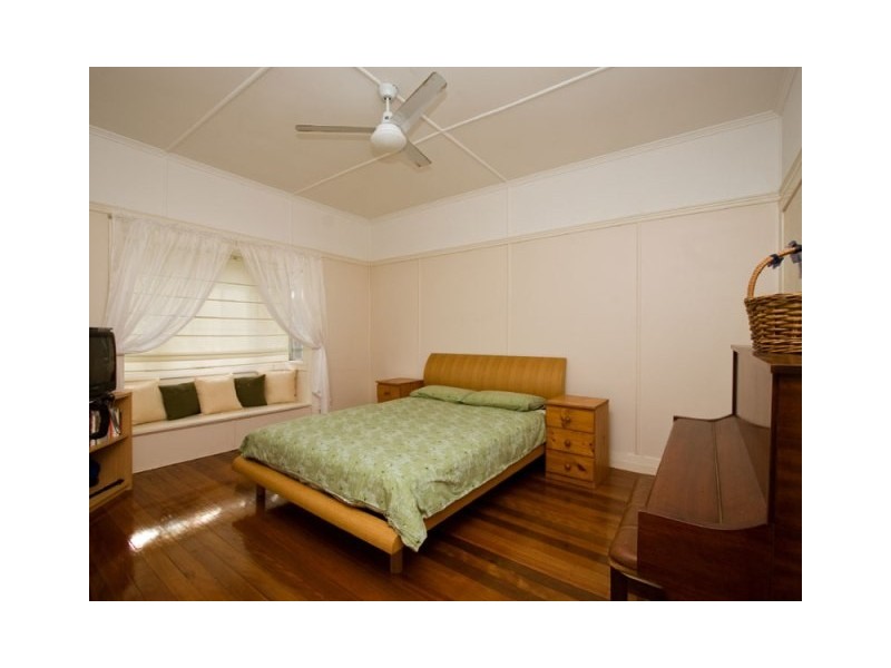 118 Clara Street, Corinda QLD 4075