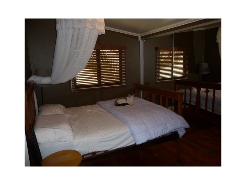 75 Borden Street, Sherwood QLD 4075