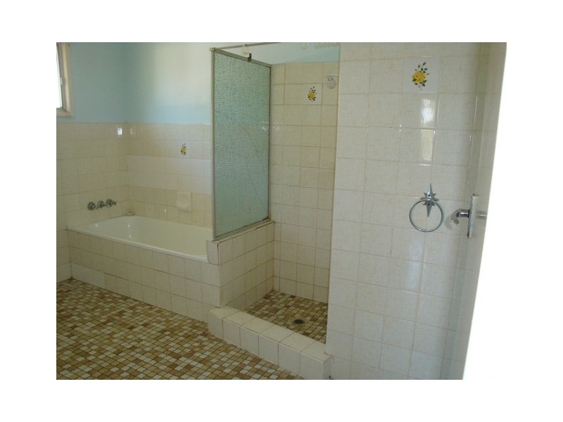 72 Valance Street, Oxley QLD 4075