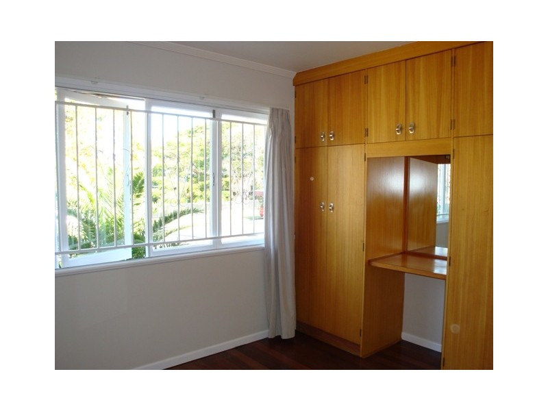 67 Ellen Street, Oxley QLD 4075