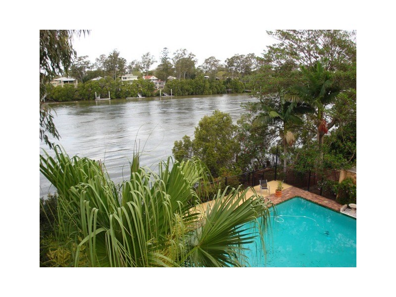 10/8 Twigg Street, Indooroopilly QLD 4068