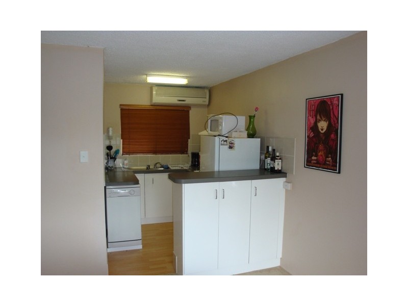 10/8 Twigg Street, Indooroopilly QLD 4068