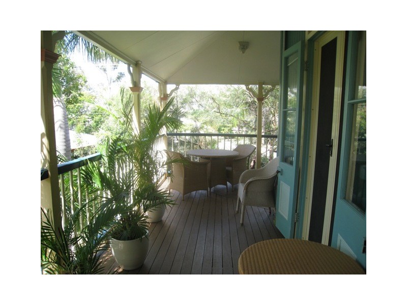 22 Thomas Street, Sherwood QLD 4075