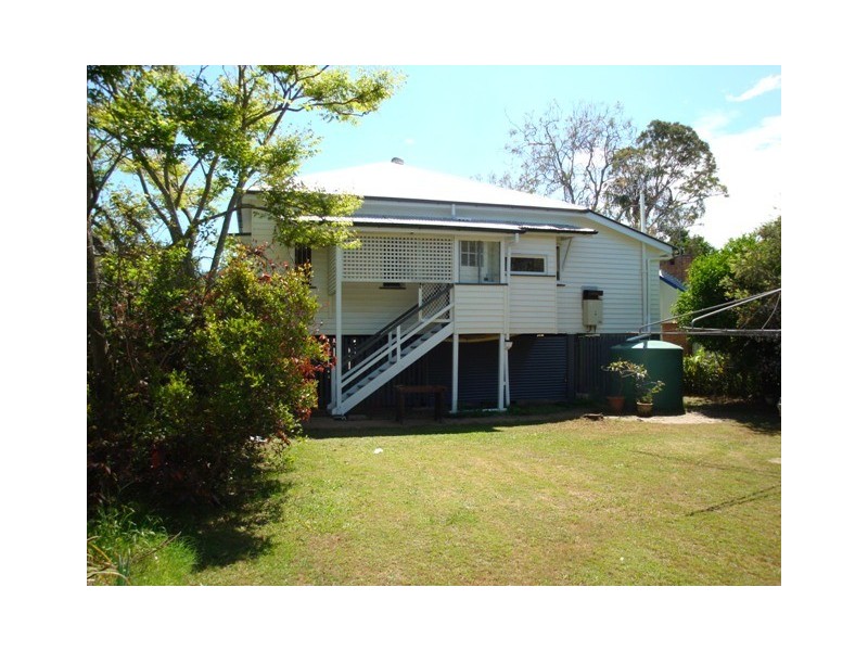 10 Marlborough Street, Sherwood QLD 4075