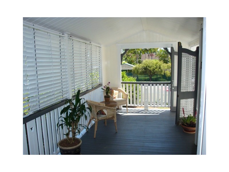 10 Marlborough Street, Sherwood QLD 4075