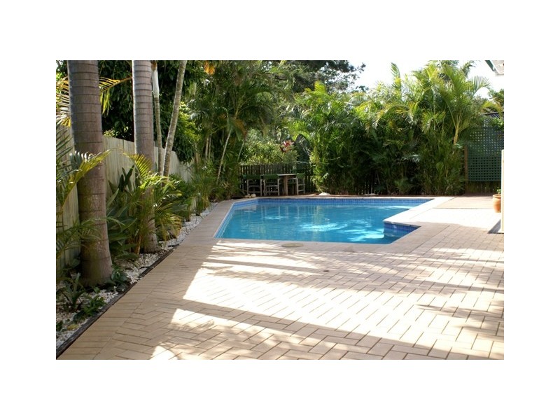 73 Berry Street, Sherwood QLD 4075