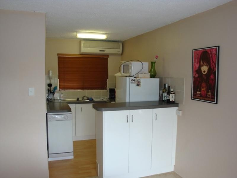 3/8 Twigg Street, Indooroopilly QLD 4068