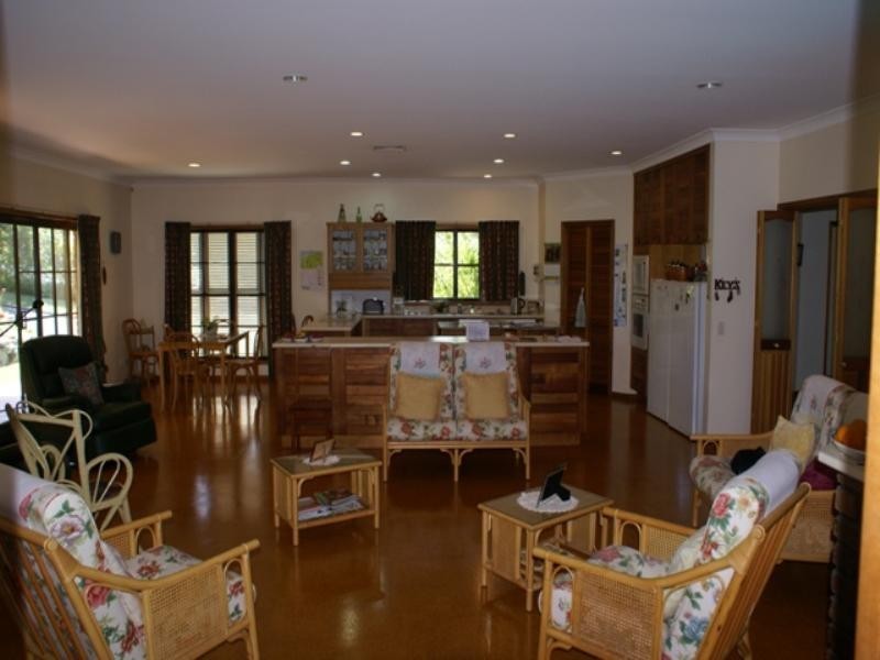 9 Spinkbrae Street, Fig Tree Pocket QLD 4069