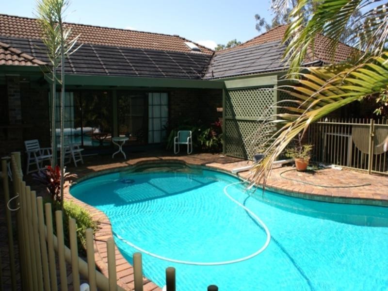 9 Spinkbrae Street, Fig Tree Pocket QLD 4069