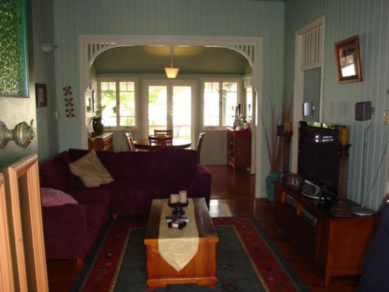 47 Strong Avenue, Graceville QLD 4075