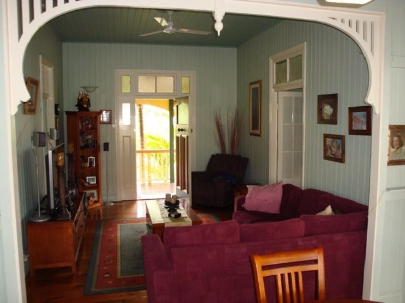 47 Strong Avenue, Graceville QLD 4075