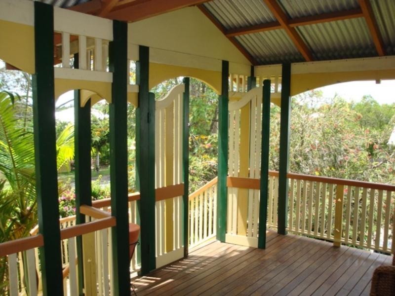 47 Strong Avenue, Graceville QLD 4075