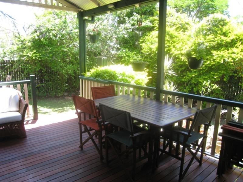 230 Verney Road East, Graceville QLD 4075