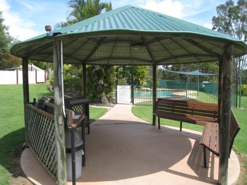 302 College Road, Karana Downs QLD 4306