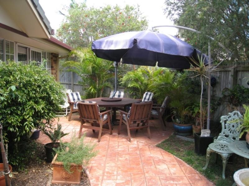 302 College Road, Karana Downs QLD 4306