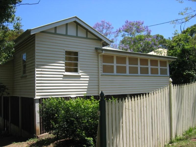 65 Lilly Street, Sherwood QLD 4075