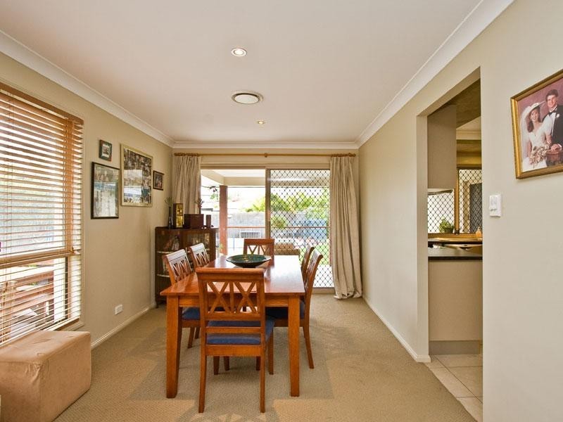 43 Edenbrooke Drive, Seventeen Mile Rocks QLD 4073