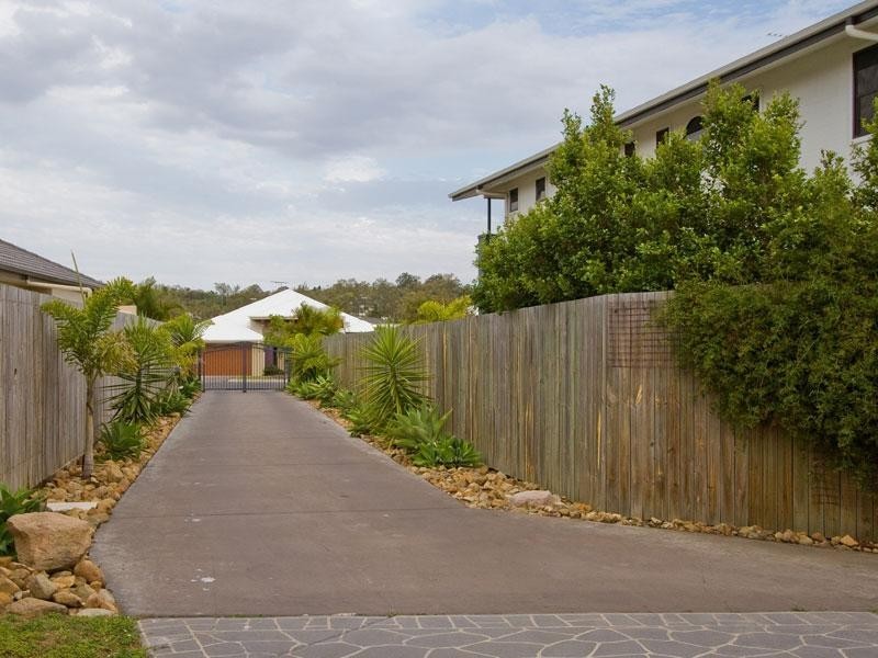 43 Edenbrooke Drive, Seventeen Mile Rocks QLD 4073