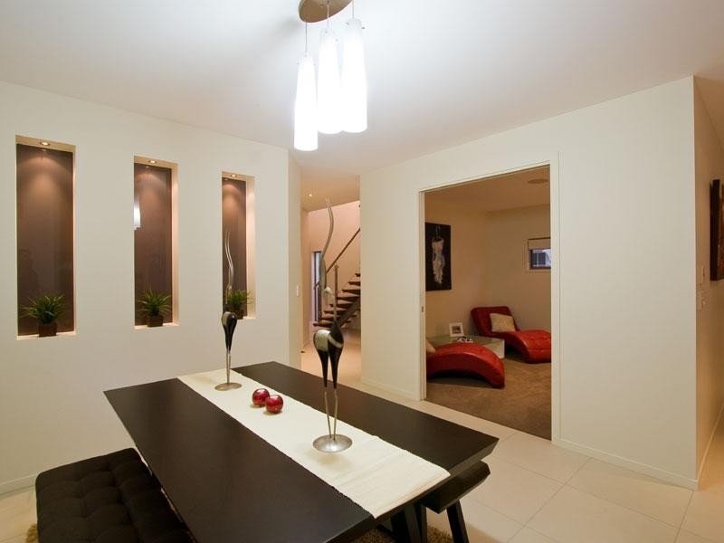 60 Graceville Avenue, Graceville QLD 4075