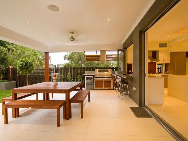 60 Graceville Avenue, Graceville QLD 4075