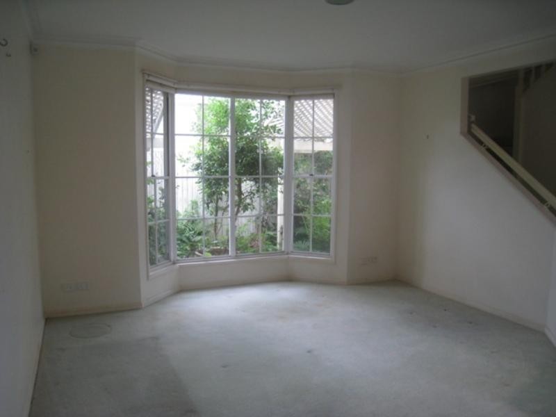 31 Kew Road, Graceville QLD 4075