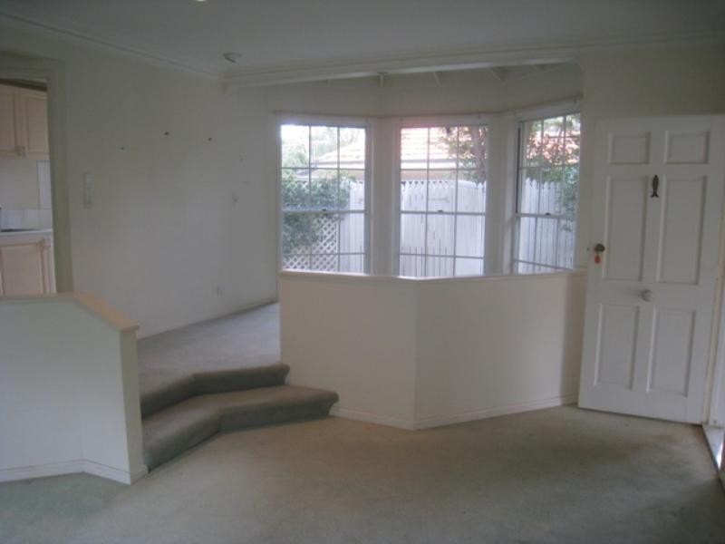 31 Kew Road, Graceville QLD 4075