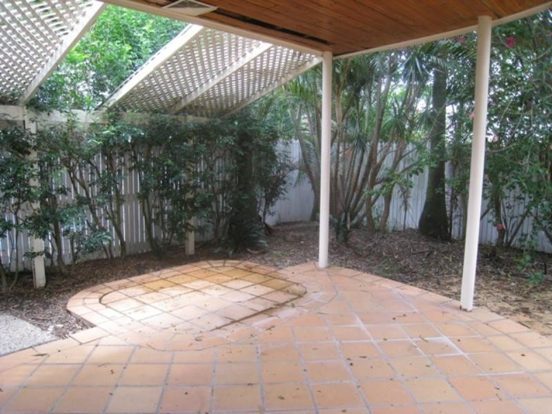 31 Kew Road, Graceville QLD 4075