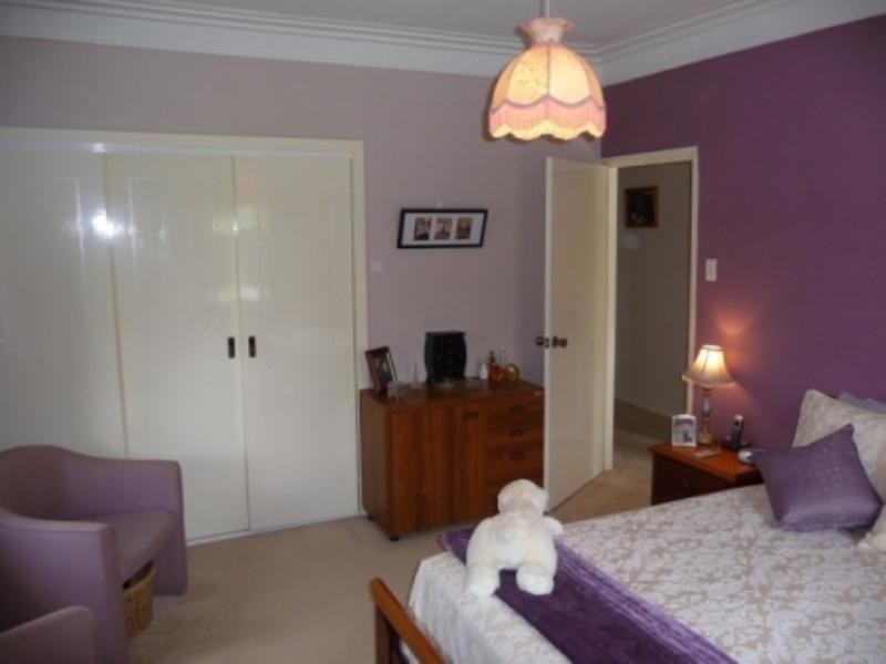 123 Graceville Avenue, Graceville QLD 4075