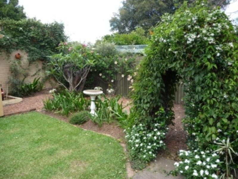 123 Graceville Avenue, Graceville QLD 4075