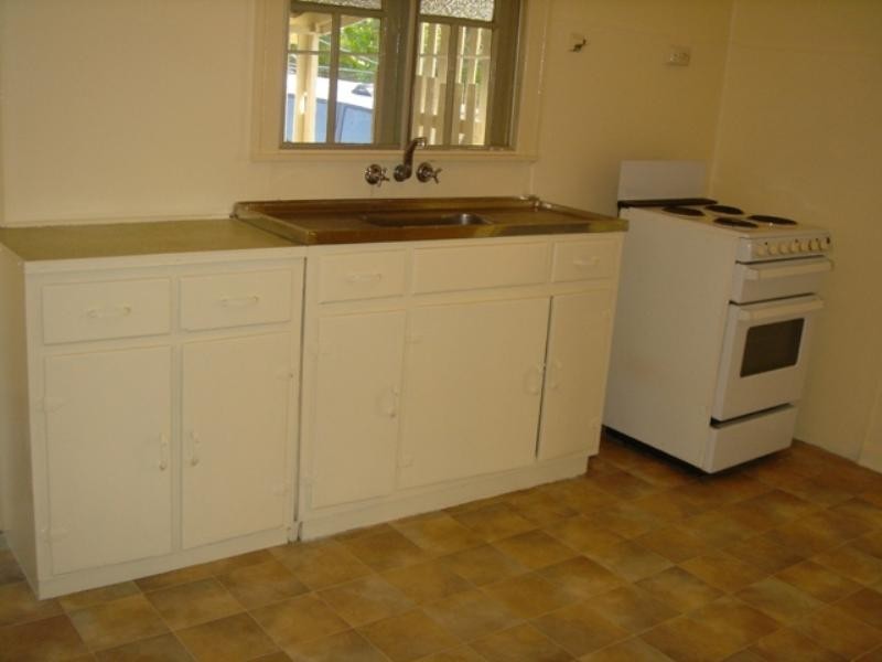 341 Oxley Road, Graceville QLD 4075