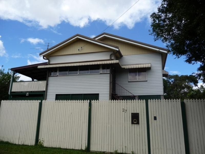 27 Helles Street, Moorooka QLD 4105