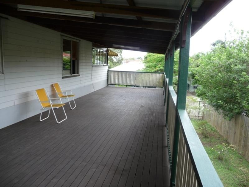 27 Helles Street, Moorooka QLD 4105