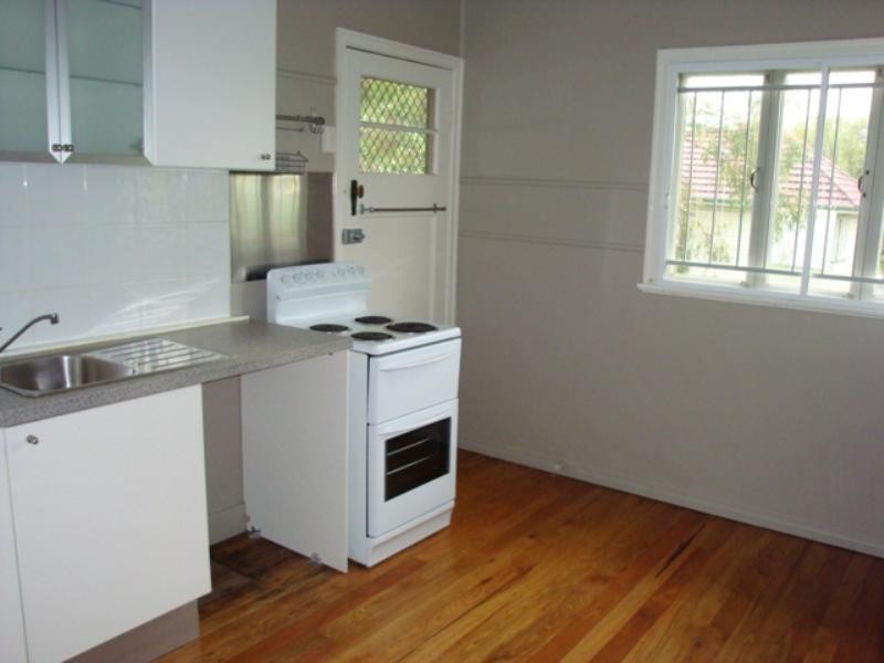 33 Sheffield Street, Oxley QLD 4075