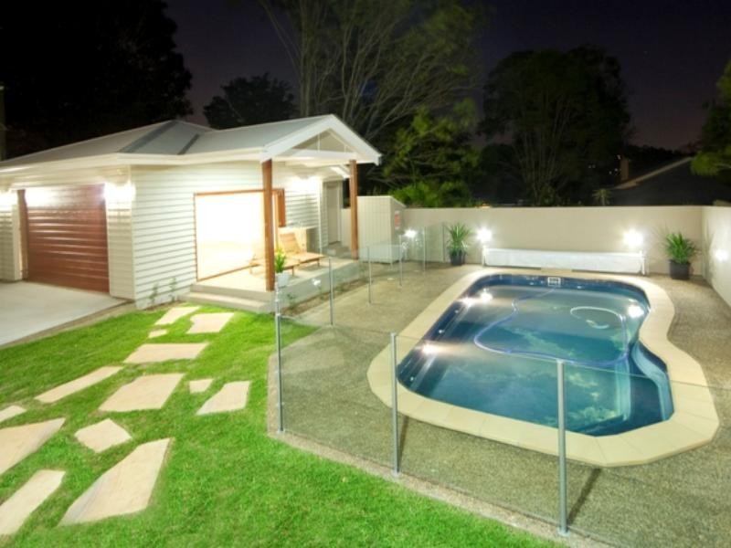 14 Dudley Street, Sherwood QLD 4075