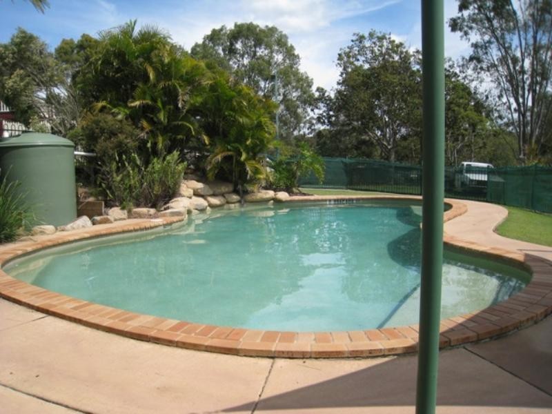 302 College Road Business, Karana Downs QLD 4306
