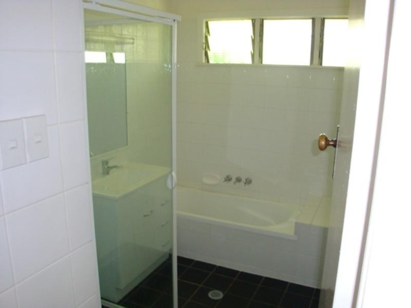 719 Oxley Road, Corinda QLD 4075