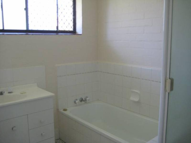 24 Deniven Street, Corinda QLD 4075