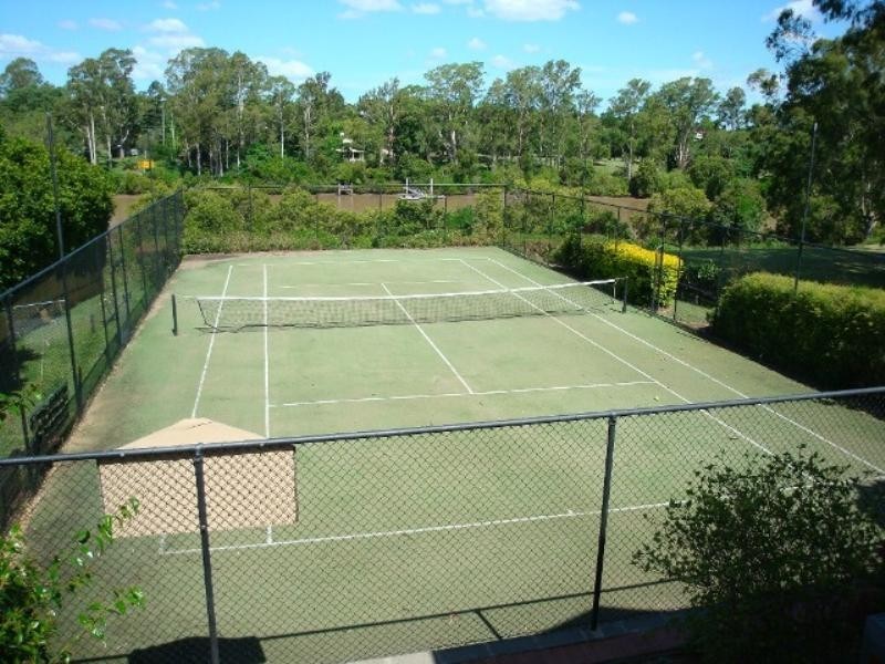 107 Cubberla Street, Fig Tree Pocket QLD 4069