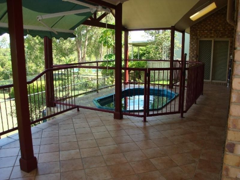 107 Cubberla Street, Fig Tree Pocket QLD 4069