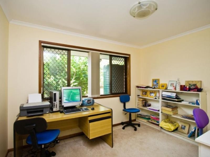 38 Glen Ross Road, Sinnamon Park QLD 4073