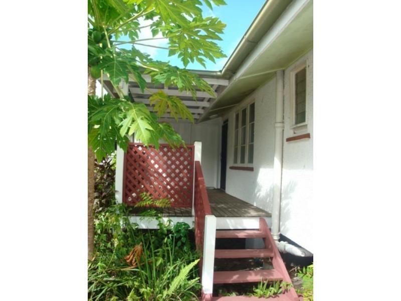 12 Thallon Street, Sherwood QLD 4075