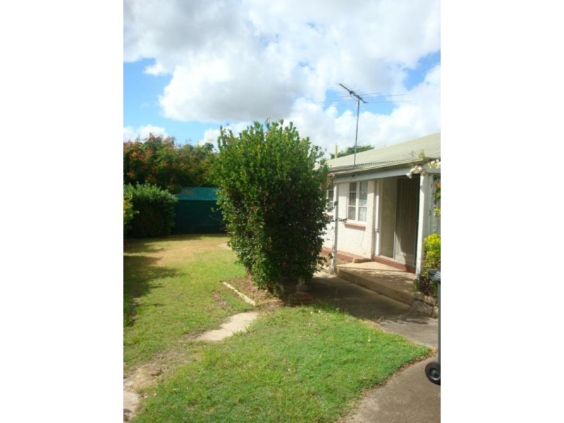 12 Thallon Street, Sherwood QLD 4075