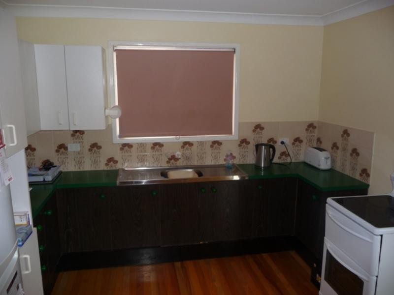 374 Cliveden Avenue, Corinda QLD 4075