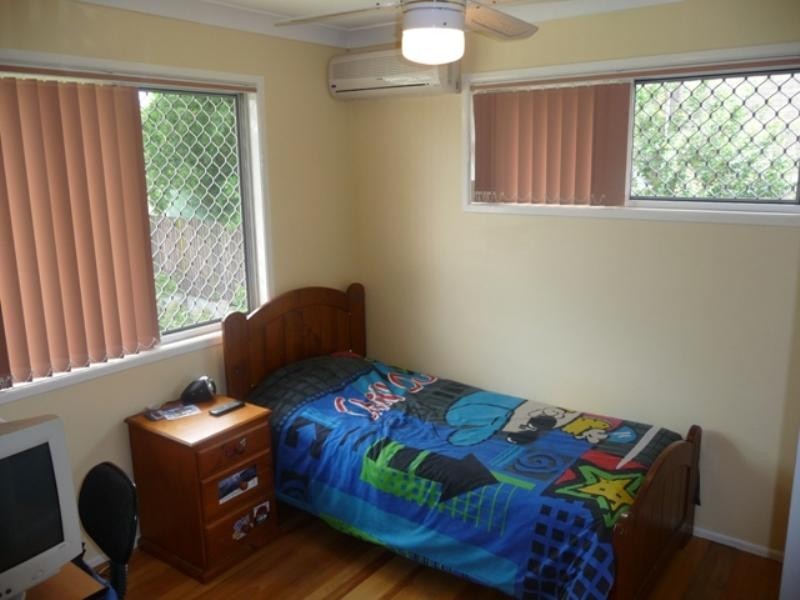 374 Cliveden Avenue, Corinda QLD 4075