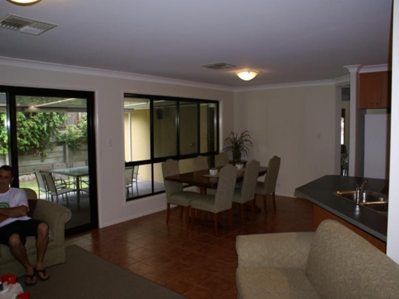 48 Brookeside Crescent, Seventeen Mile Rocks QLD 4073