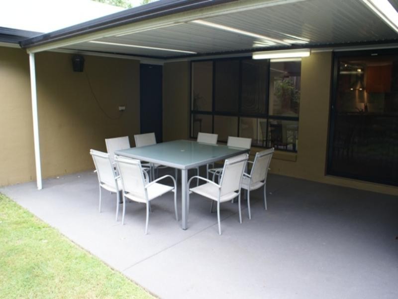 48 Brookeside Crescent, Seventeen Mile Rocks QLD 4073